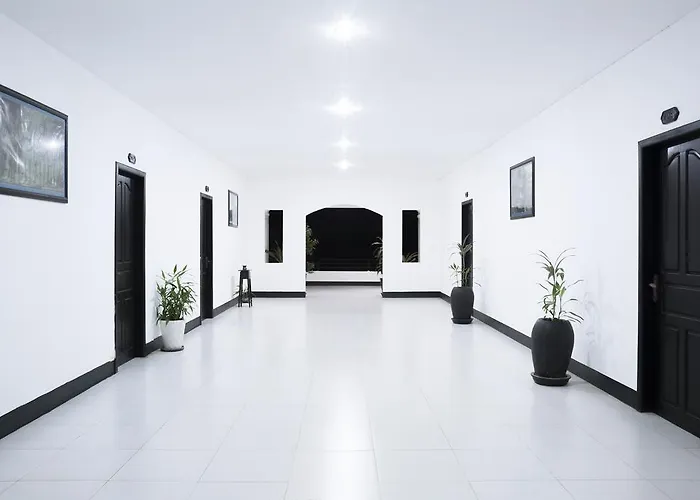 Hotel The Mansion 3*
