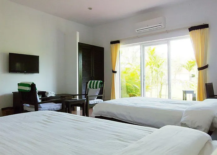 The Mansion 3*